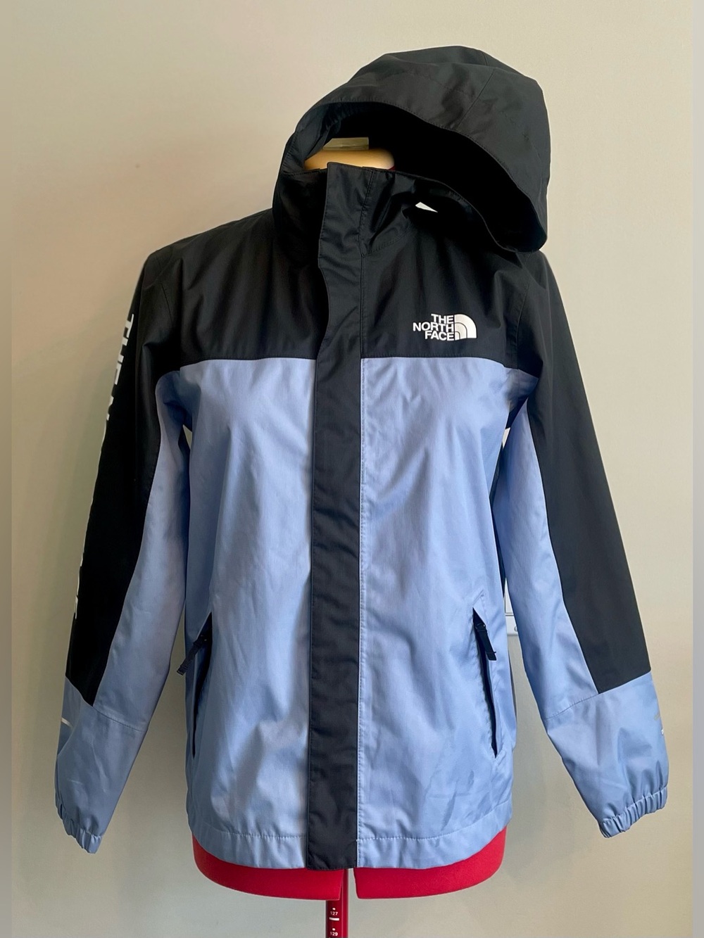The North Face - zip up jacket Size 12 Youth (Boys Large)